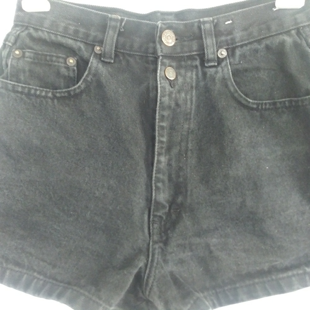 Vintahe 80s Jordache Jean shorts